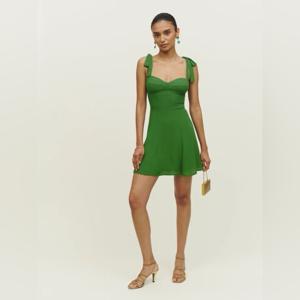Reformation Niara Dress in Green, size 4 and 6, brand new, never worn.